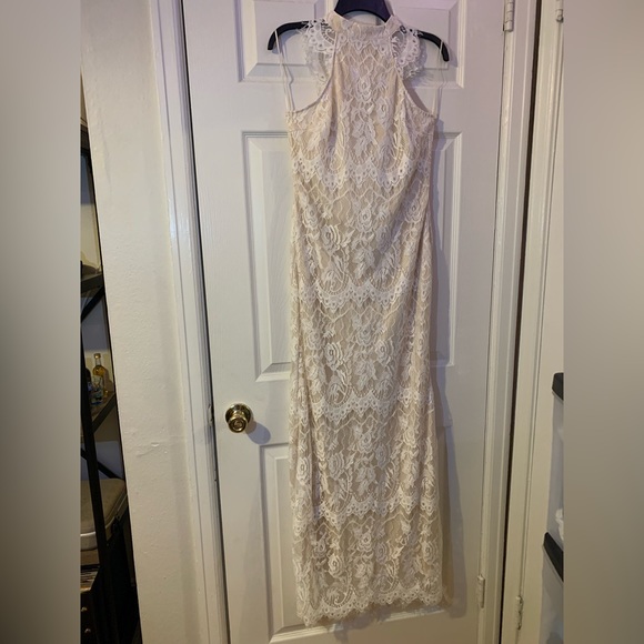 Off white wedding dress - Picture 2 of 3